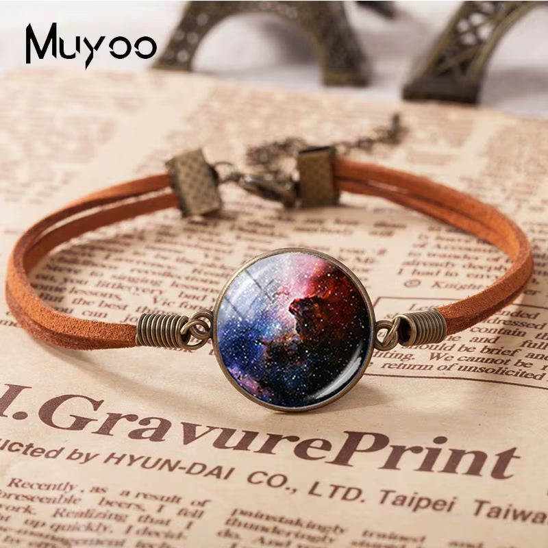 2018 New Galaxy Astronomy Bracelets Thors Helmet Nebula Leather Bracelet Art Glass Dome Photo Jewelry