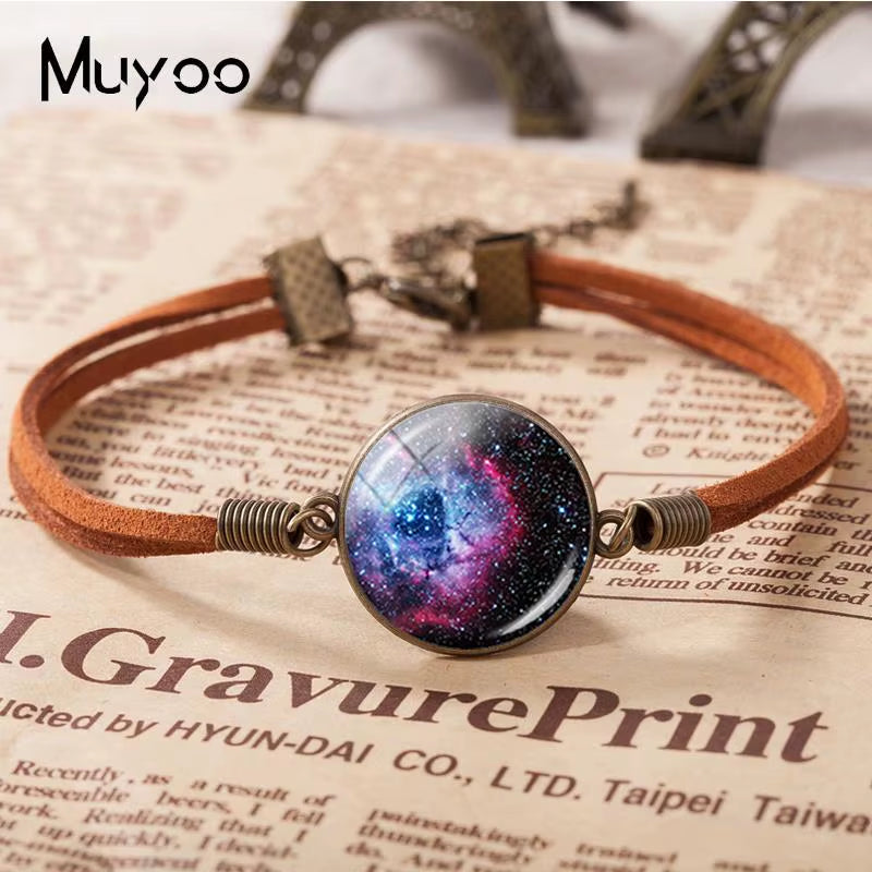 2018 New Galaxy Astronomy Bracelets Thors Helmet Nebula Leather Bracelet Art Glass Dome Photo Jewelry